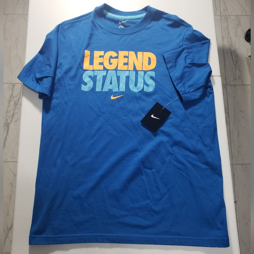 Young Men's Nike Tshirt